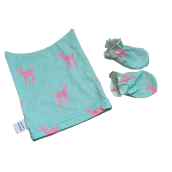 Omaiki newborn baby hat and mittens - Picture 1 of 6